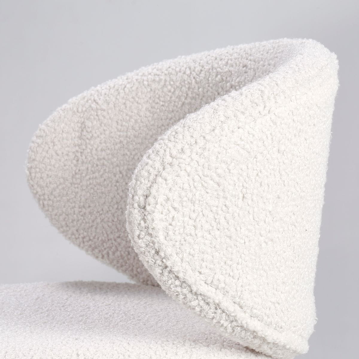 Krzesło barowe Tiago białe boucle siedzisko 65 cm Zago