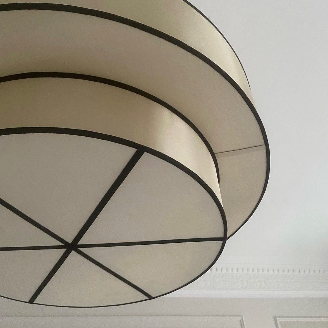 Lampa Indochina Classic Tophat jedwab ø75x54cm OI SOI OI