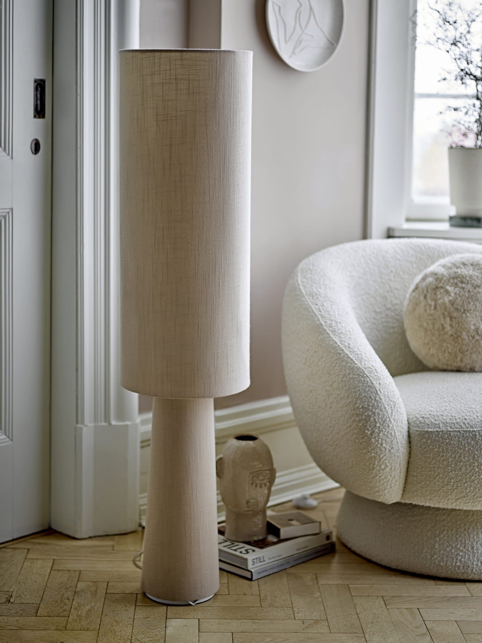Lampa podłogowa Emmie naturalny Len Bloomingville