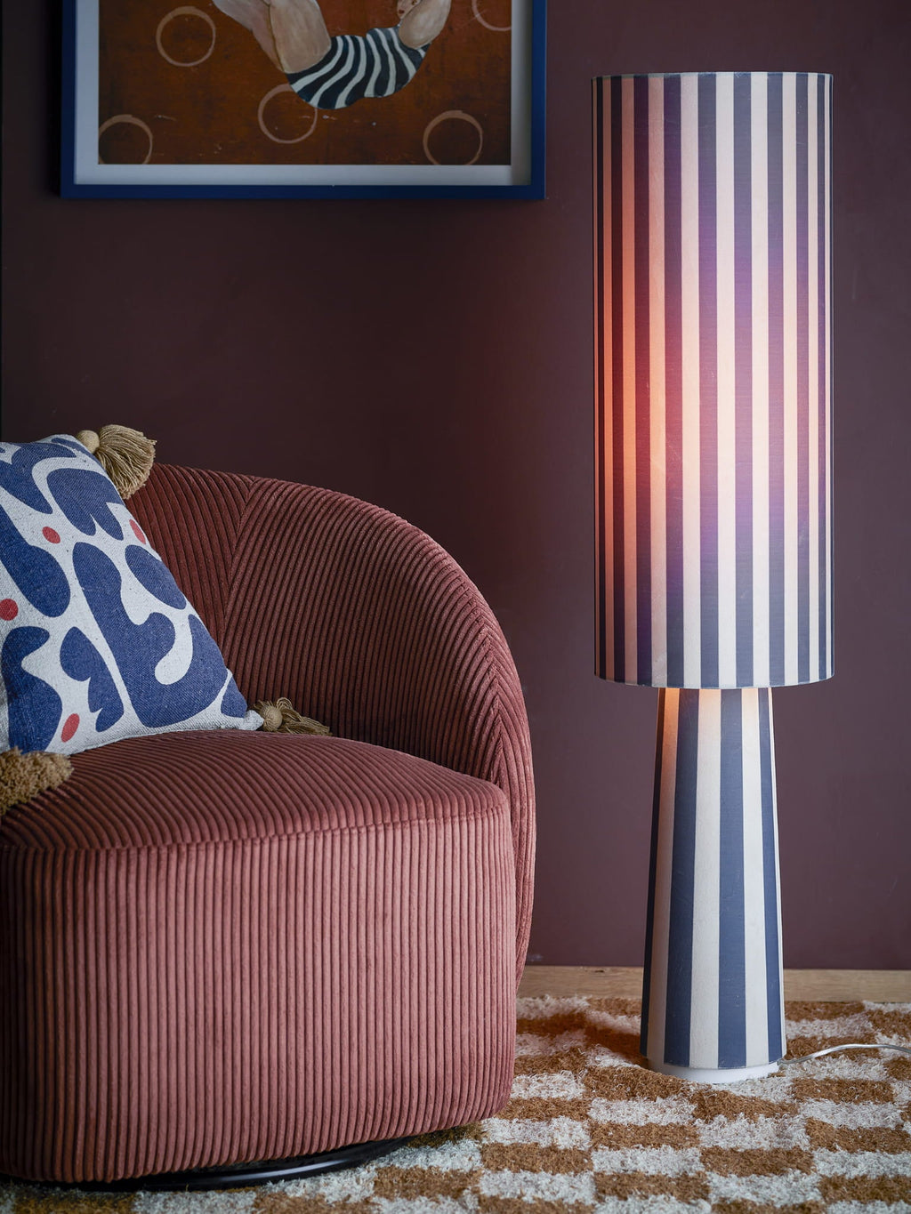 Lampa podłogowa Emmie niebieska poliester Bloomingville