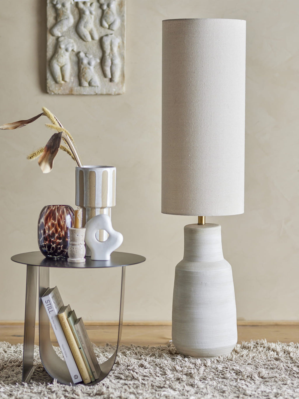Lampa podłogowa Linetta biała kamionka Bloomingville