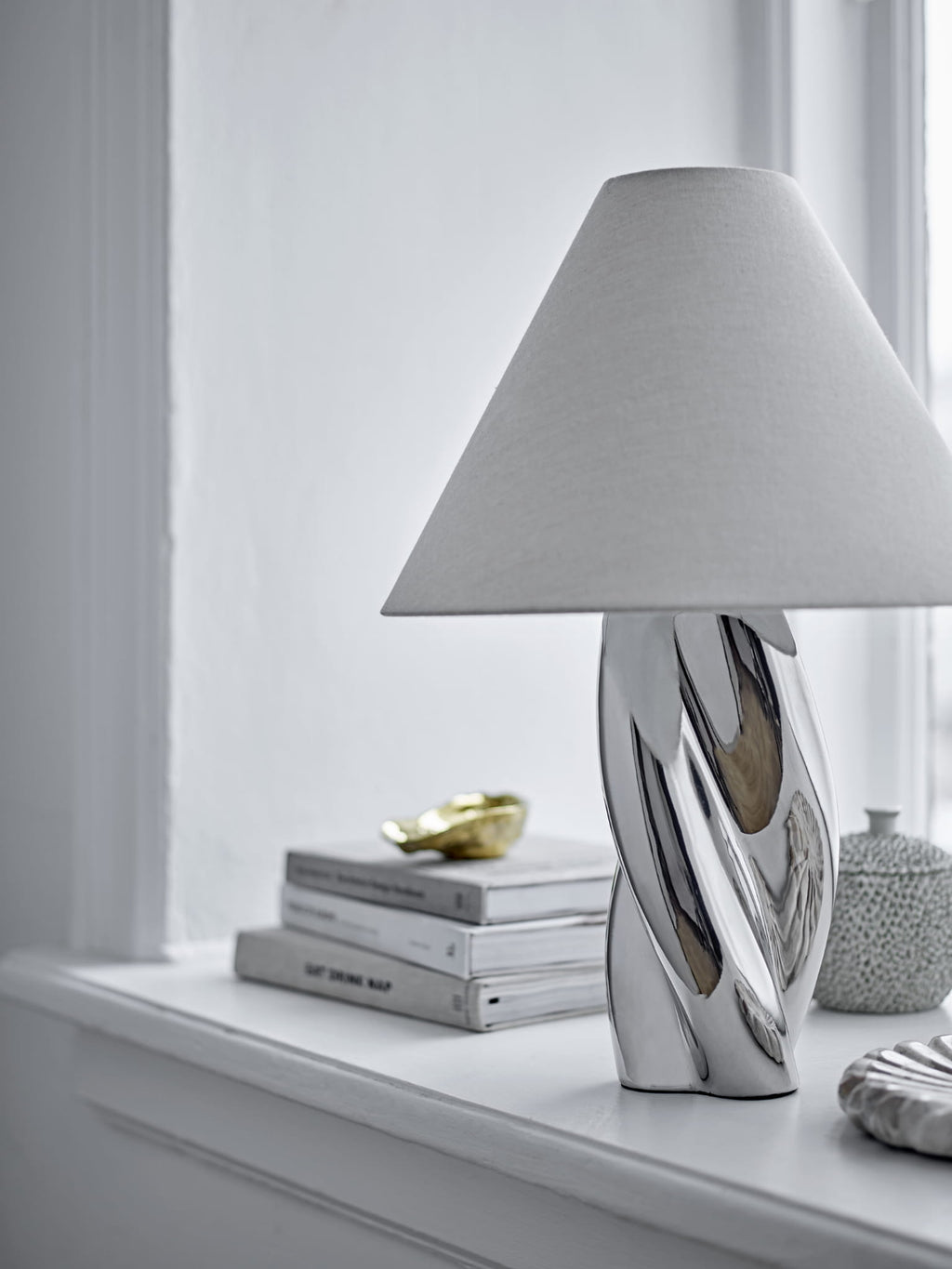 Lampa stołowa Silva srebrna kamionka Bloomingville