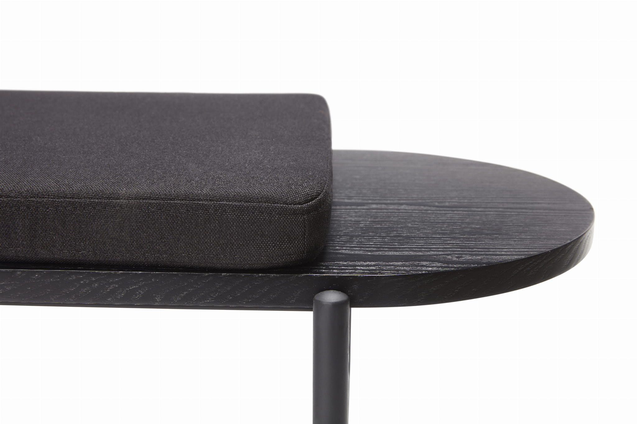 Ławka Norm czarna 180x45xh49cm Hübsch