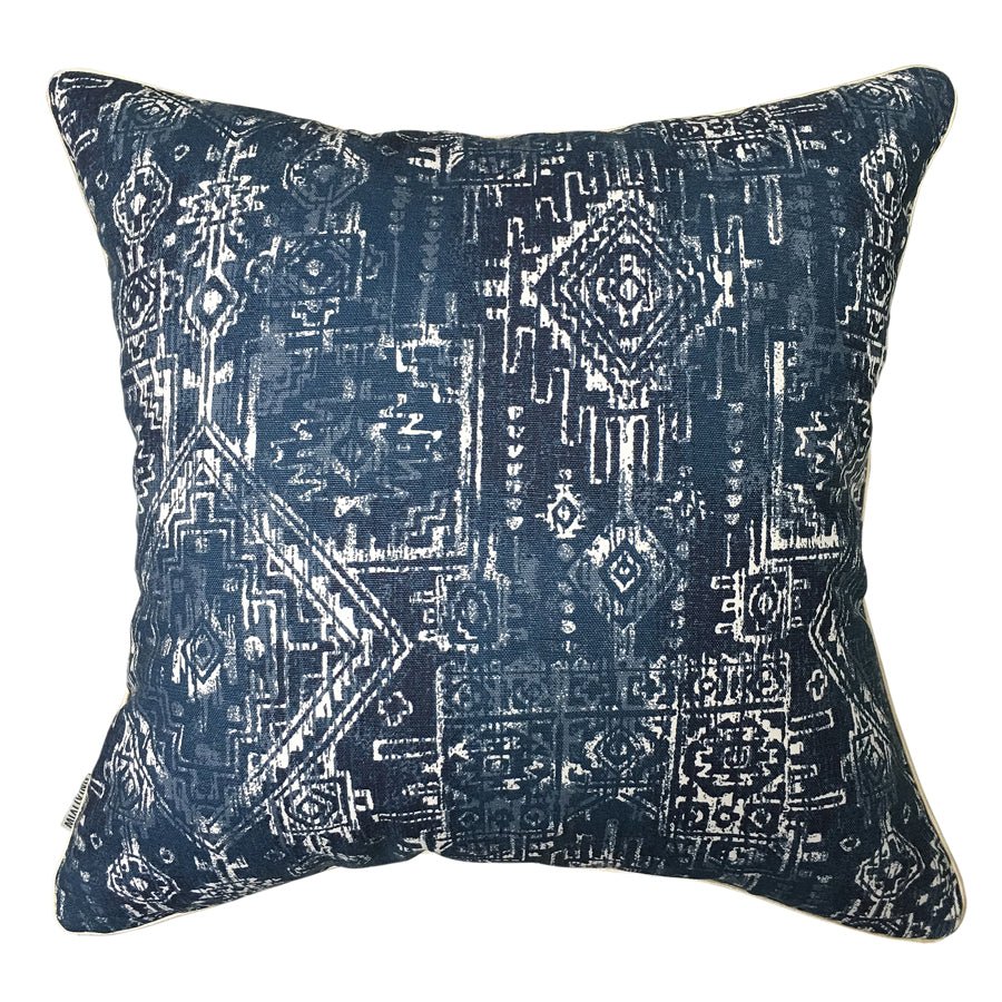 Poduszka dekoracyjna Aztec Navy THE HOMECEPT