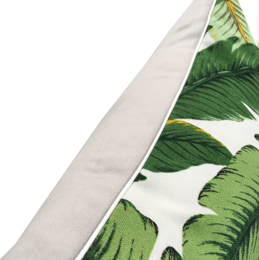 Poduszka dekoracyjna Bahama Green w zielone liście bananowca THE HOMECEPT