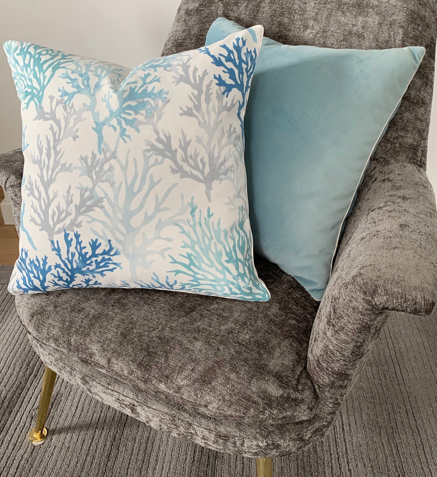 Poduszka dekoracyjna Coral THE HOMECEPT