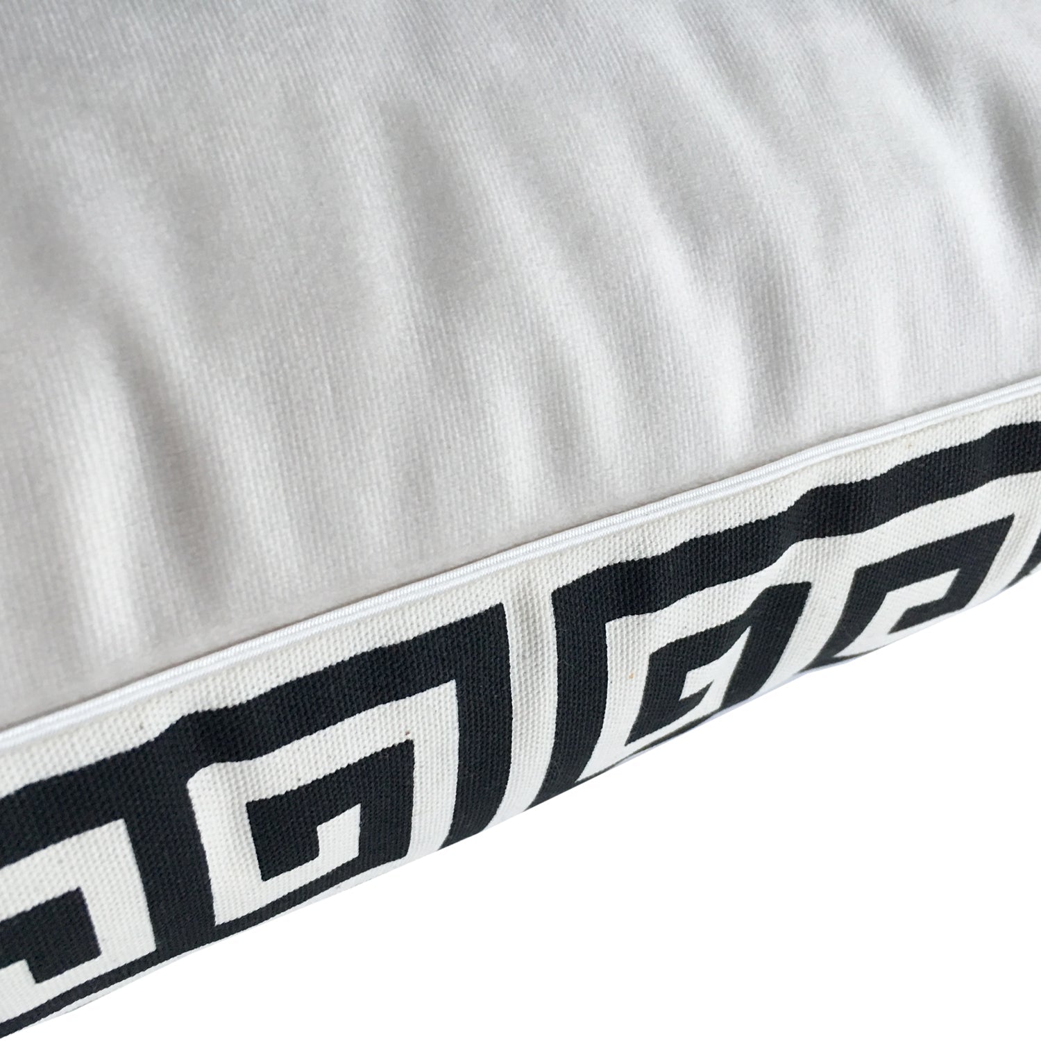 Poduszka Greek Black 33x50 THE HOMECEPT