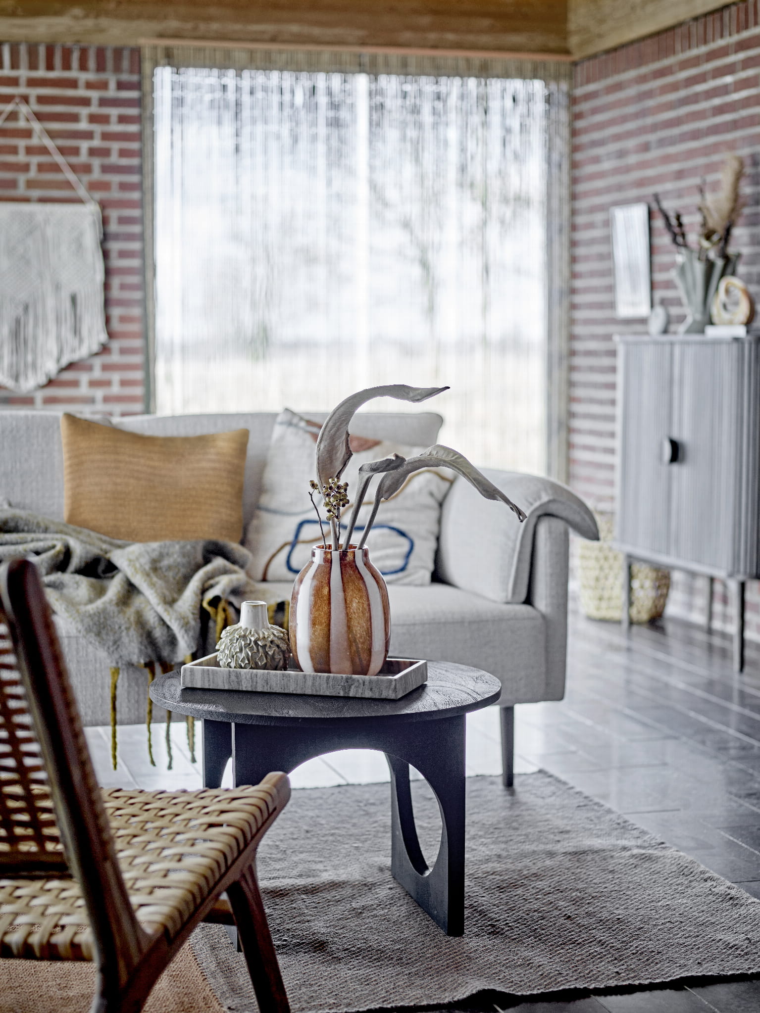 Sofa Chesham biała poliester Bloomingville