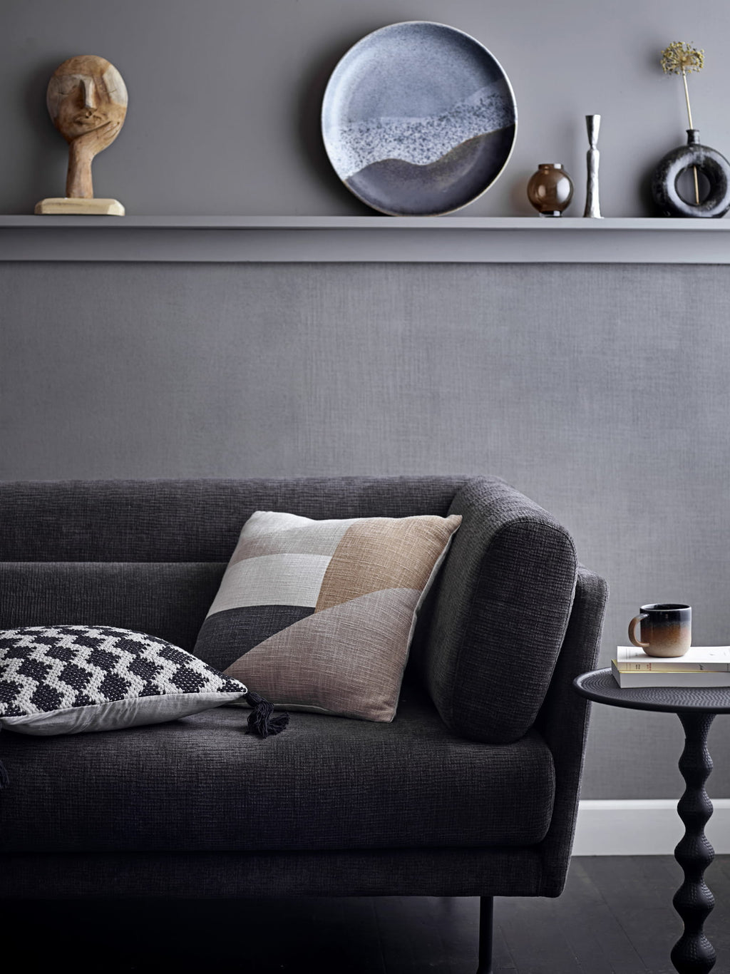Stolik boczny Anka czarny aluminiowy Bloomingville