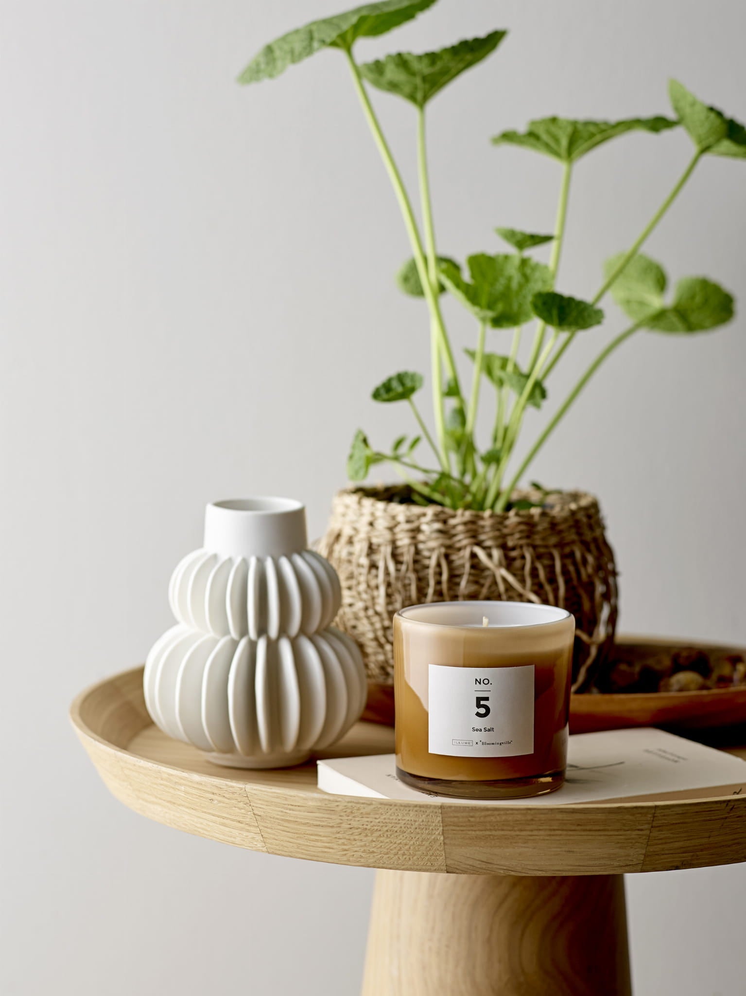 Stolik boczny Luana naturalny dąb Bloomingville