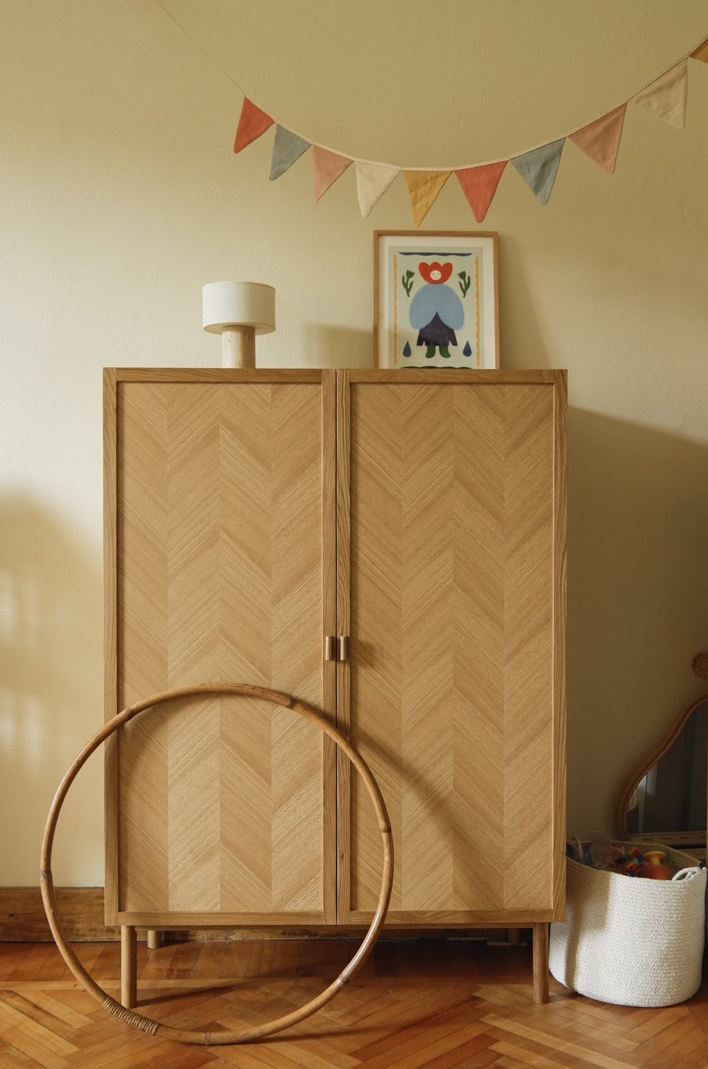 Szafa Herringbone jodełka dębowa szafka 100x140 cm Hübsch