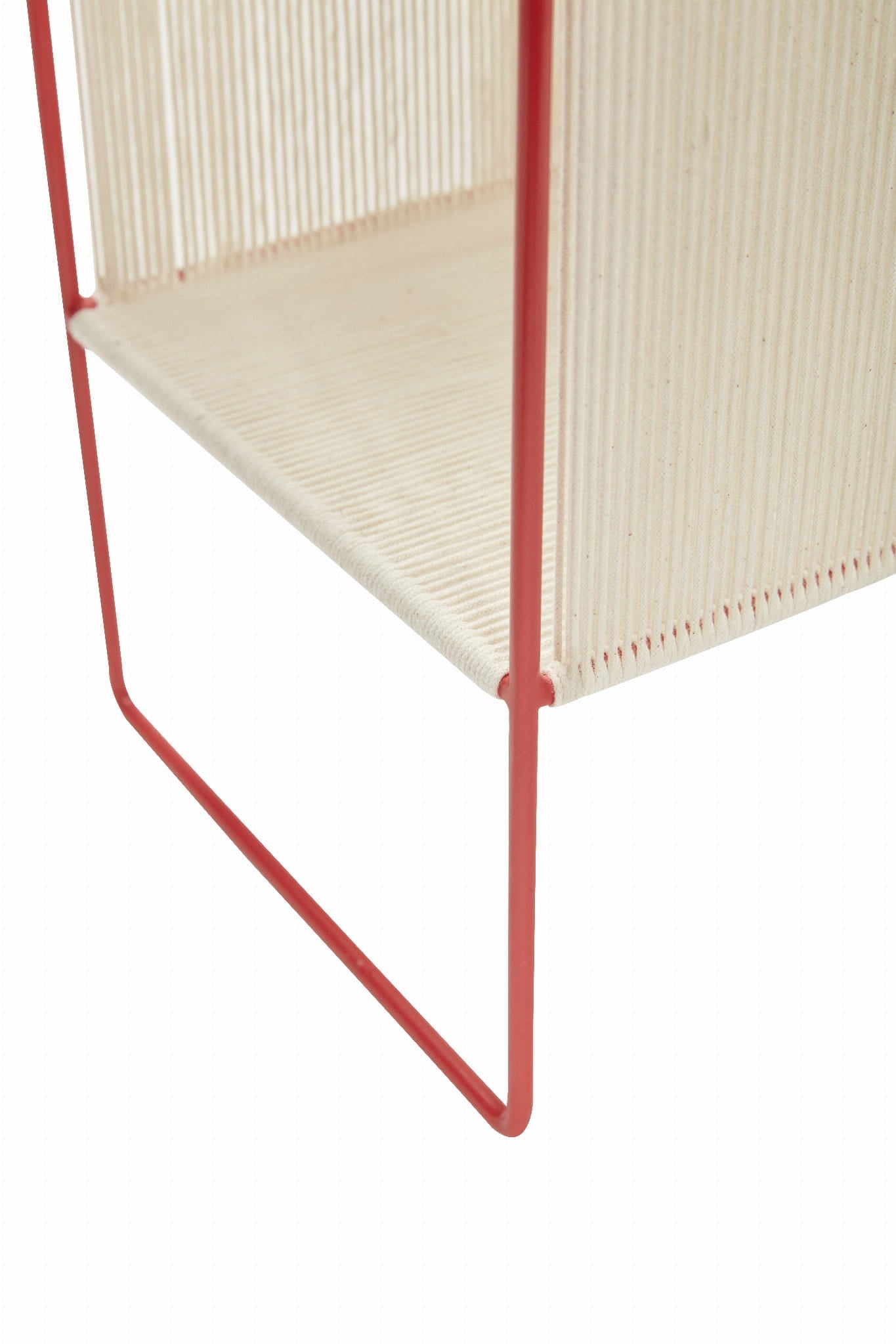 Uchwyt na czasopisma String czerwony/biały 41x25xh50cm Hübsch