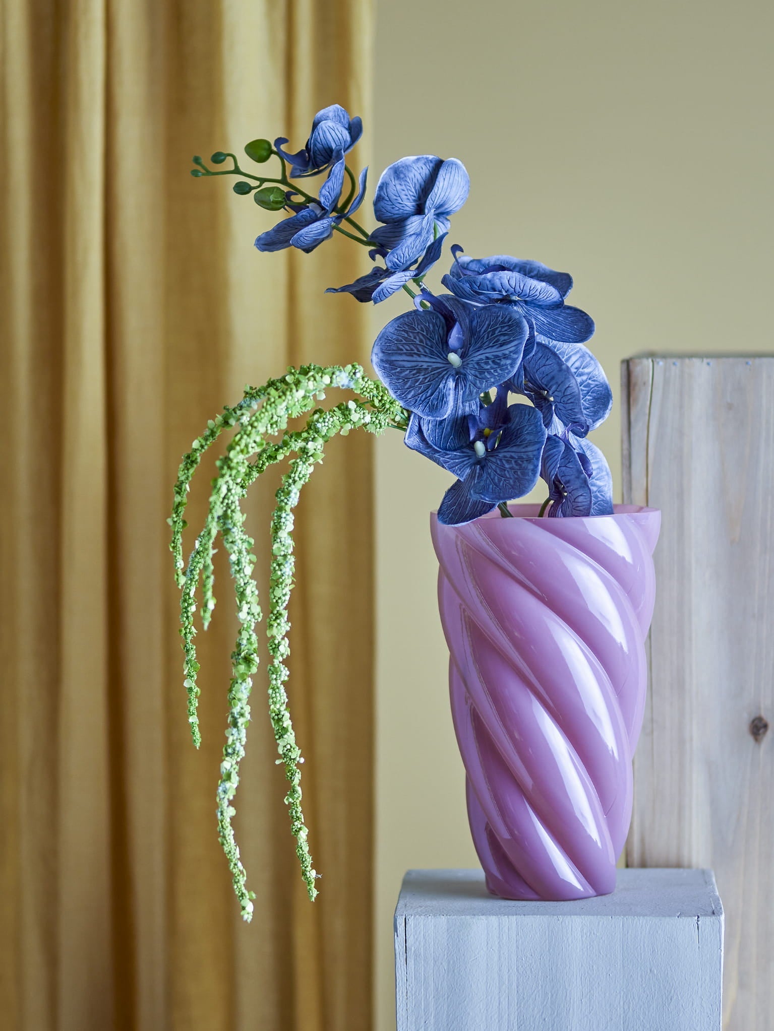 Wazon Callo 29 cm różowy szklany Bloomingville bez marki