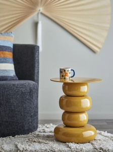 Stolik boczny OLONNE żółty metalowy ø41x48 cm Bloomingville