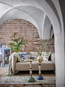 Stolik kawowy MANNELLI zielony drewno ø40x60 cm Bloomingville